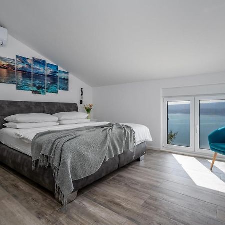 Villa Dream With Private Pool, 2 Bedrooms With En-Suite Bathrooms, Sea View Omis Bagian luar foto