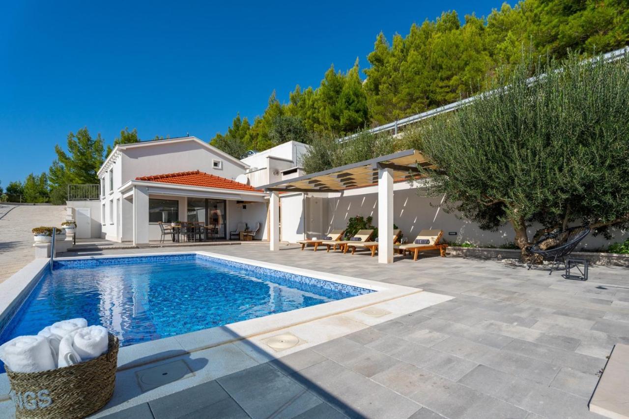 Villa Dream With Private Pool, 2 Bedrooms With En-Suite Bathrooms, Sea View Omis Bagian luar foto