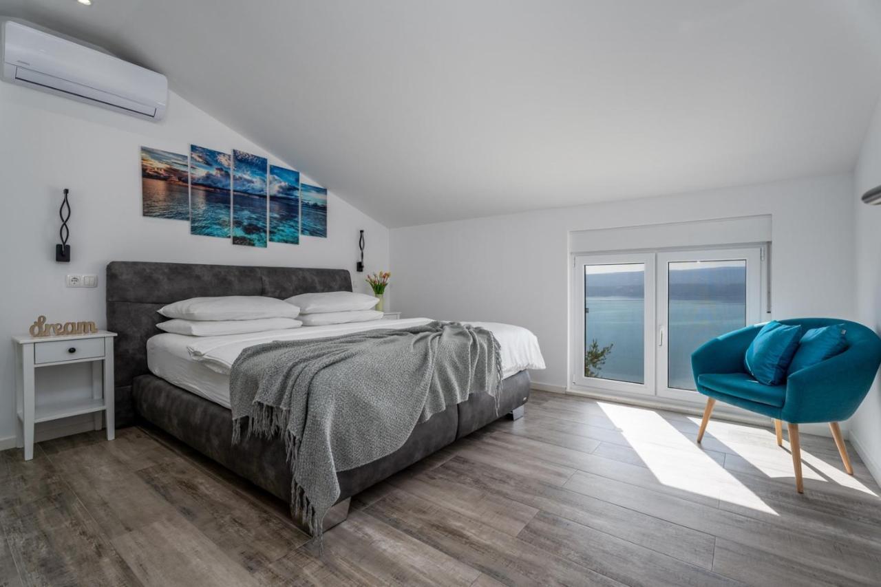 Villa Dream With Private Pool, 2 Bedrooms With En-Suite Bathrooms, Sea View Omis Bagian luar foto