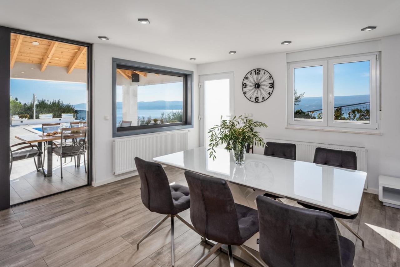 Villa Dream With Private Pool, 2 Bedrooms With En-Suite Bathrooms, Sea View Omis Bagian luar foto